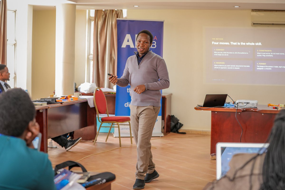 IMChallengeug's tweet photo. Rodney Echeru, our #MCIAIMediaLab Tech Lead shared insights into what artificial intelligence (AI) is and how it works.

He also elaborated on how different AI tools can be used in journalism education. https://t.co/eyDbVFIgtH