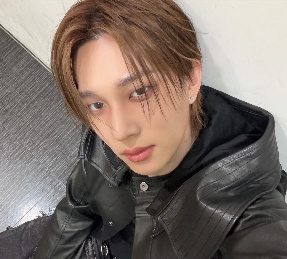 OS4K7's tweet photo. i love our brown hair

#P1eceSelcaDay #P1SD #P1HSD #P1ECE #PSD #피원하모니 #P1Harmony #테오 #THEO @P1H_official @P1H_members https://t.co/L9C9LTDMWb