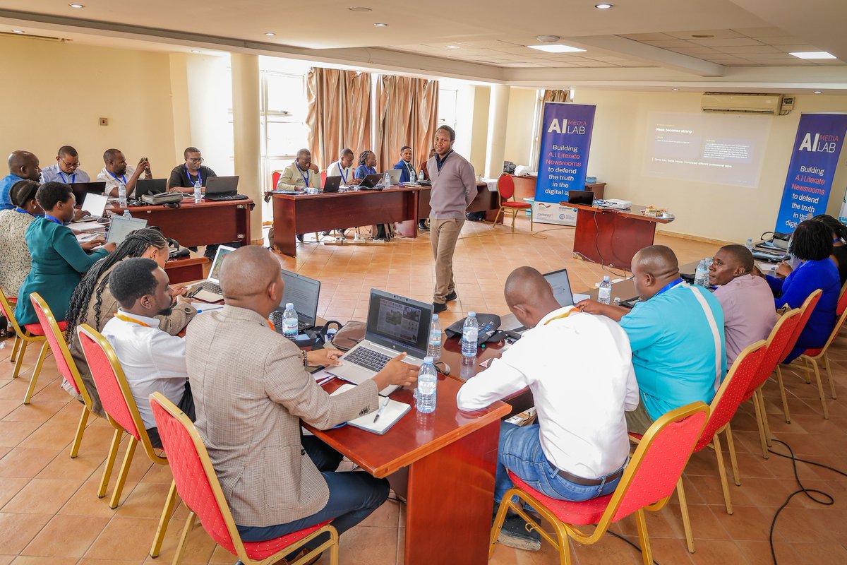 IMChallengeug's tweet photo. Rodney Echeru, our #MCIAIMediaLab Tech Lead shared insights into what artificial intelligence (AI) is and how it works.

He also elaborated on how different AI tools can be used in journalism education. https://t.co/eyDbVFIgtH