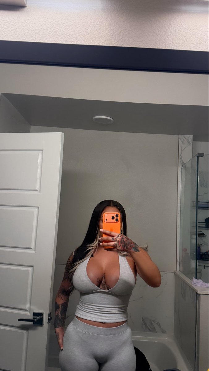 faiygo_'s tweet photo. Getting my weight back https://t.co/vbr1iECc7J