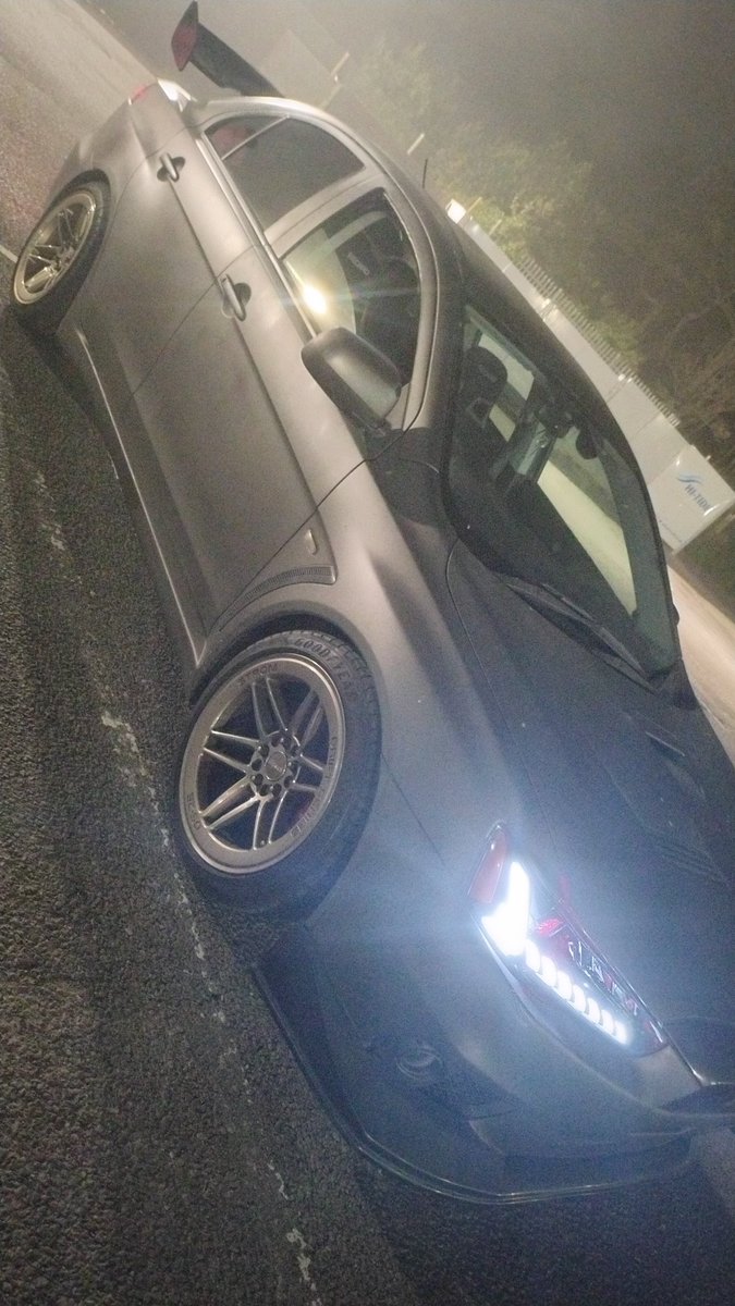JordanC25917713's tweet photo. #lancer #mitsubishi #mitsubishilancer #mitsubishilancerevo #mitsubishilancerevox #evo #evox #car #cars #fast #speed #vibes #vibing #adrenaline #memeories https://t.co/nkwDpTZjBn