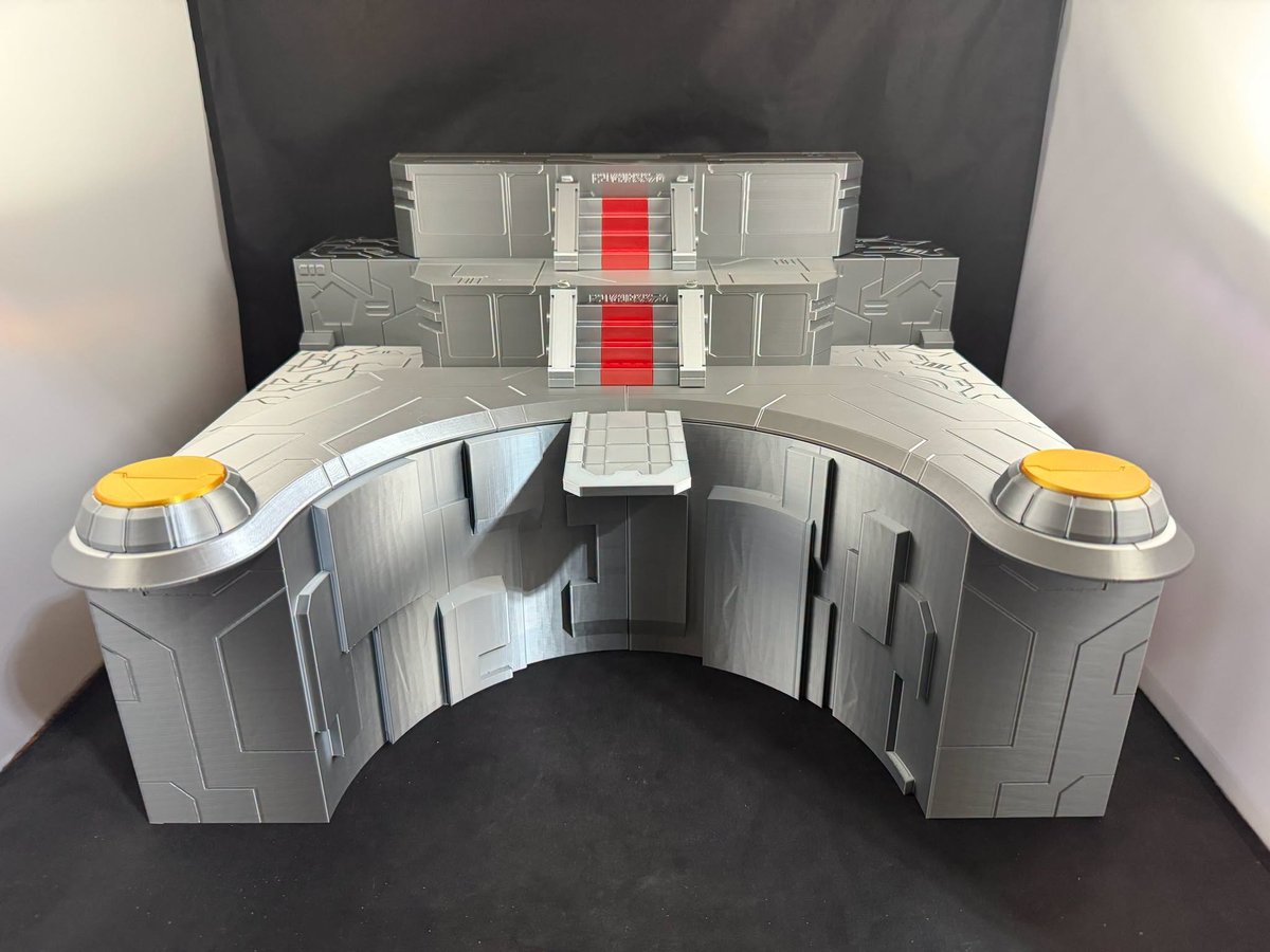FunbieStudios's tweet photo. Collector Crafts now has the Quintesson Pit of Judgement available, in several awesome variants - including one with a light up Sharkticon pit! 🔥

Go check it at https://t.co/7Qq1CIM53g  or collectorcrafts01@gmail.com
.
.
.
#transformers #3dprint #86movie #diorama #innocent https://t.co/niPKrmAjL9