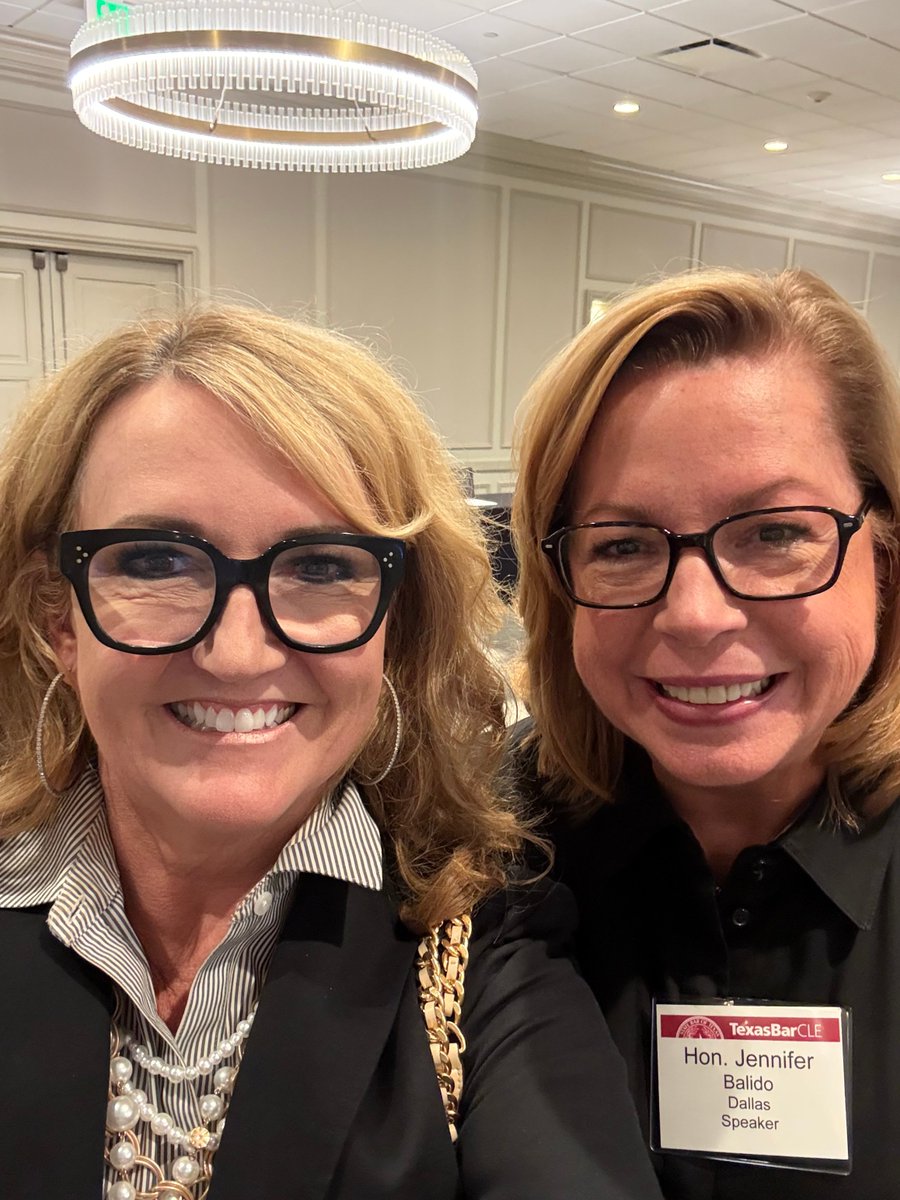 LisaMichalk's tweet photo. State Bar of Texas Advanced Criminal Law conference has begun! I spoke yesterday on evidence to new lawyers. (My speech probably put them into a coma) 🤣 This  is  an  incredible  group  of  attorneys. https://t.co/goDK5y7sWZ