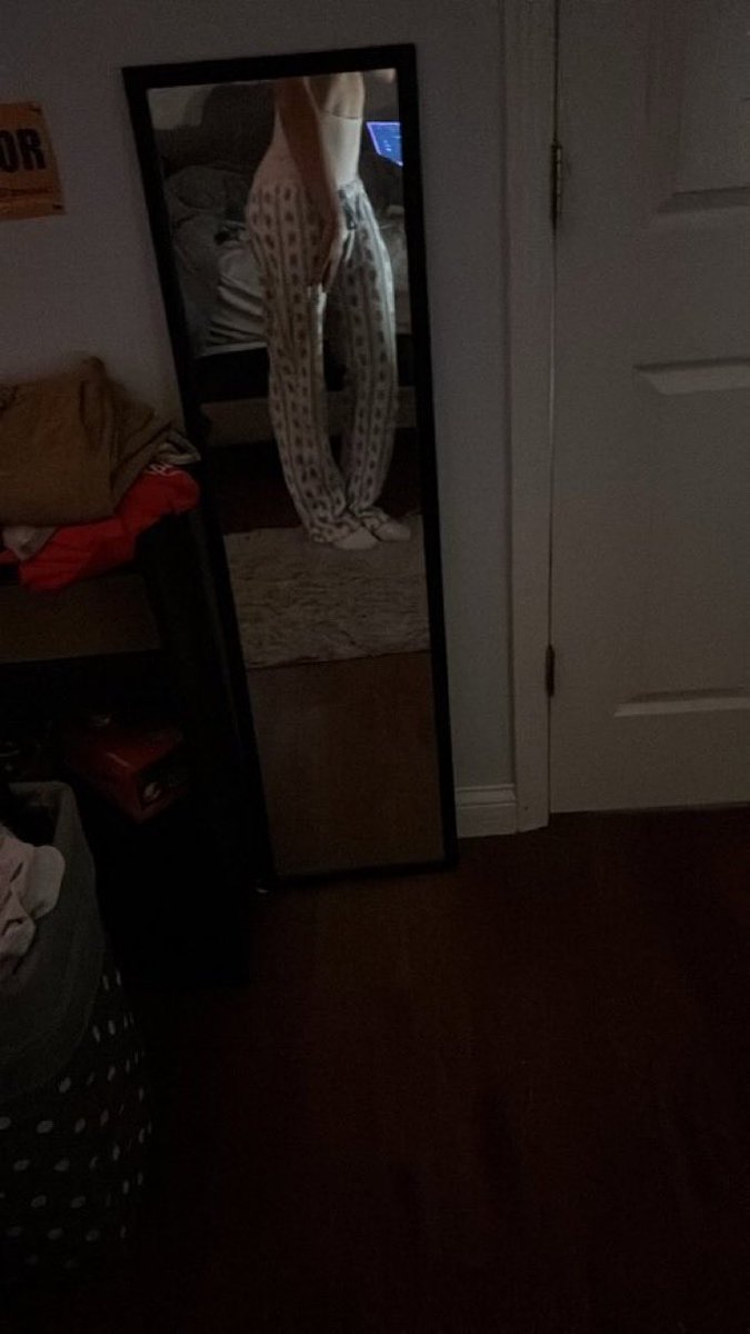 FemboyLeah18's tweet photo. I love being a femboy for anyone to use #useme #femboy #gay #mlm #needadaddy #daddy #pjs #pajamas #needit #comegetit #booty #missouri #please https://t.co/yZTYXHt3zK