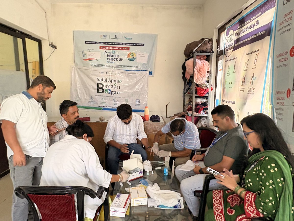 KathuaCouncil's tweet photo. Health checkup for sanitation workers
@mygovindia
@DiprKathua
@JammuUlb
@MoHUA_India
@AnissaNabi1
@amrut_MoHUA
@md_sbm
@districtadmkat1
@JKHUDD1 https://t.co/tvgh577HBS