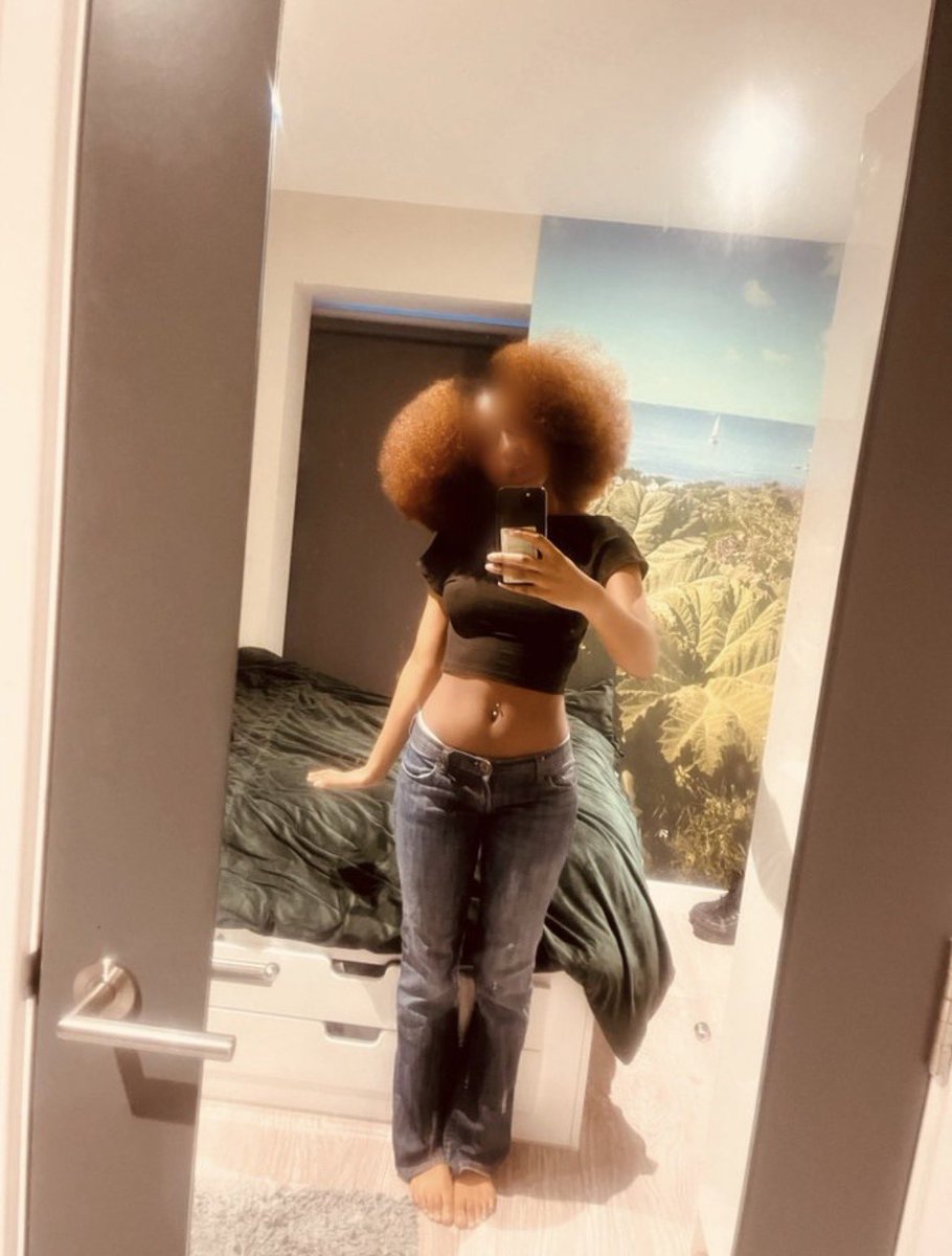 Goddessilvaa's tweet photo. Felt cute might drain your wallet later 🤤 

#Findom #paypig #goddess https://t.co/Zlp6B9QEEG