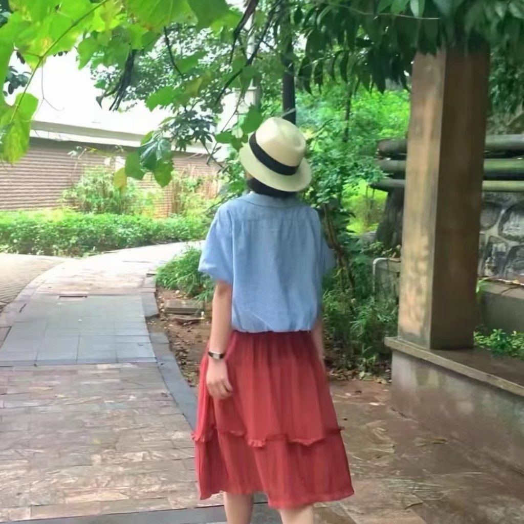 agoodfun's tweet photo. Dressed for the season of long evenings and slow mornings.
This summer, wear something worth remembering. Shop at https://t.co/E9YQ0HGP1w

#agoodfun #SummerStyle #ootd #fashionforwomen #summerfashion #ellenfisher #lululemon #prada #miumiu https://t.co/gW7SRhSlzU