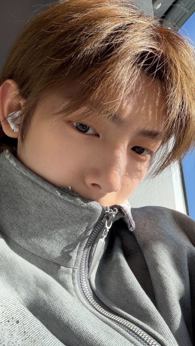 jujuberriee's tweet photo. hi! i’m anne and i’m looking for moots🌞 
- filo , ‘08, 2nd year college! 
- coer | stay 
- new to #stantwt #bnstwt 
- juju biased / innie biased 

would love to meet new friends here 🐢🌷⭐️🩷 #filocoer #filostay https://t.co/om6NZFGoxZ