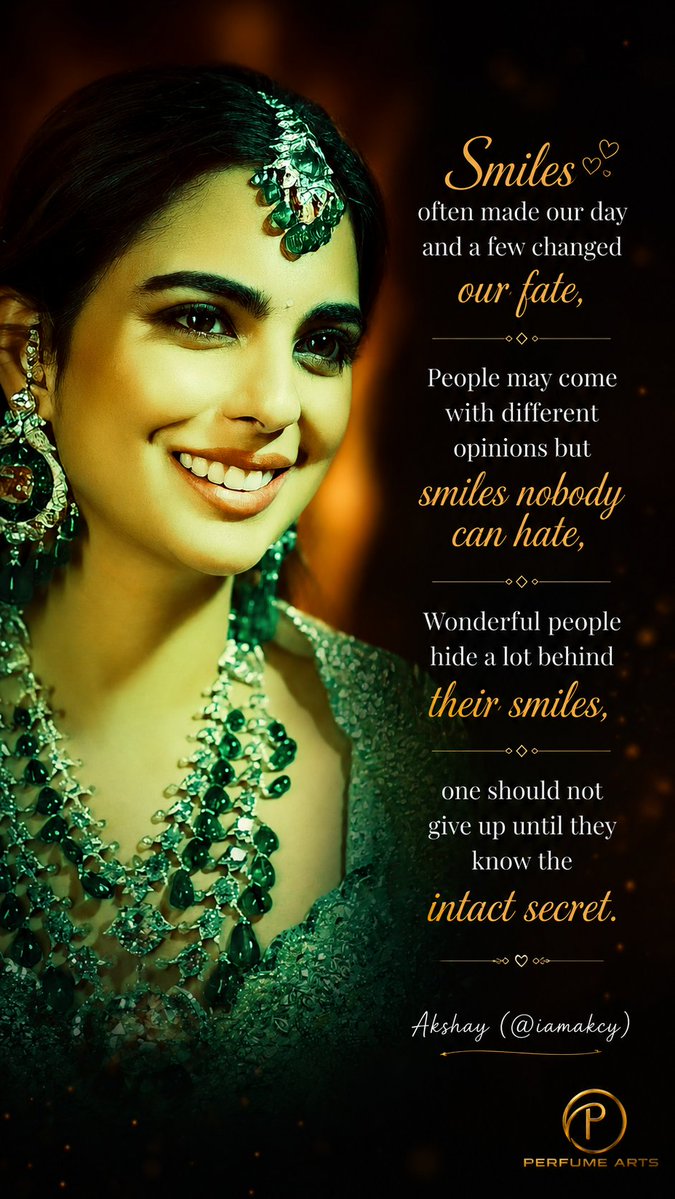 iamakcy's tweet photo. @Ishaambanipage Isha ji which design you like ? https://t.co/a3P8NstHve
