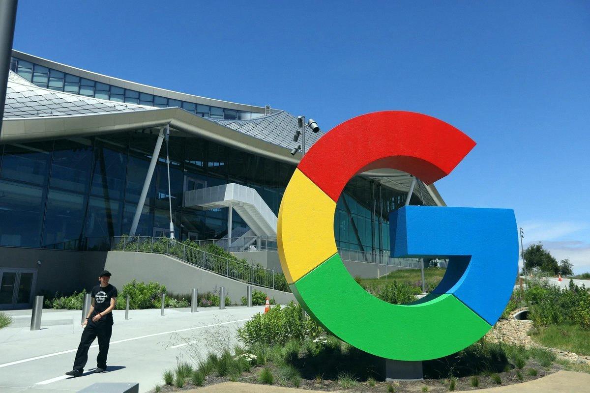 manabe4566's tweet photo. Google $GOOGLの時価総額、また4兆ドル超えだって📈 すごいなー https://t.co/1mGQdoi8QZ