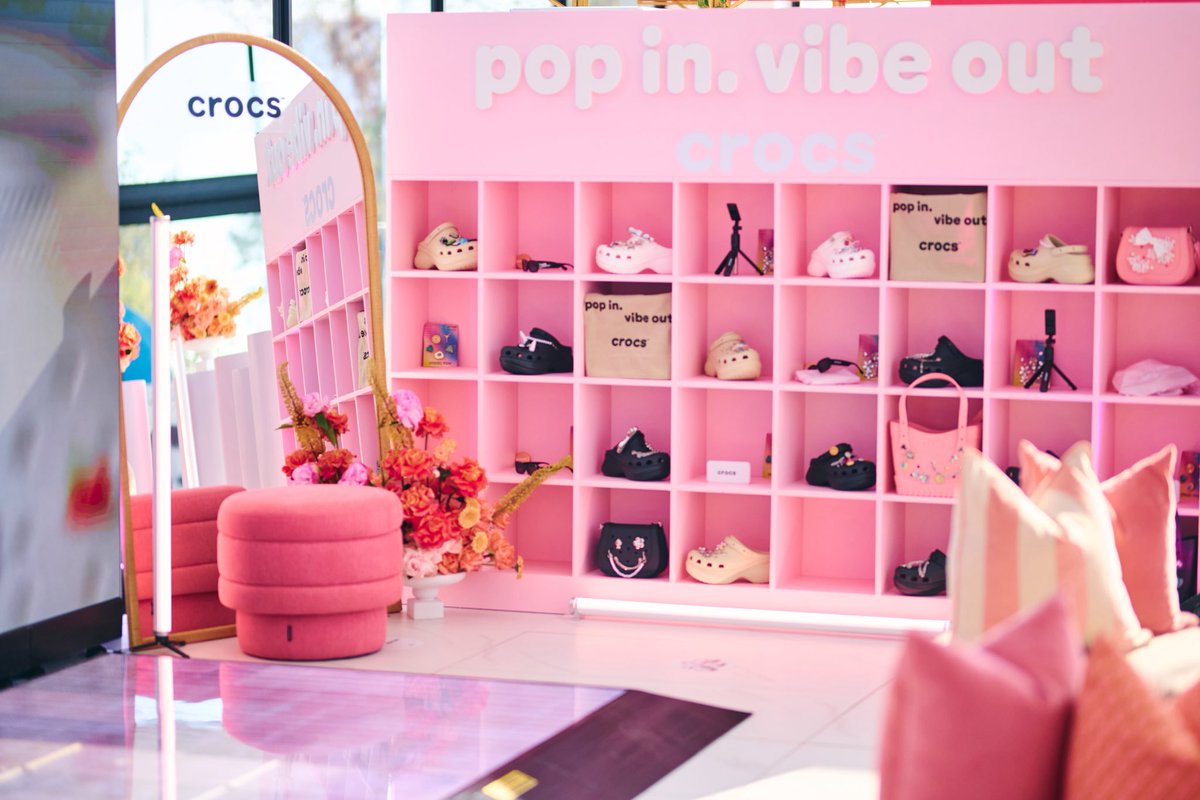 GLAMOUR_sa's tweet photo. A huge thank you to Crocs, our headline sponsor, for helping make GMG 2026 unforgettable. 

From the standout activation to guests stepping out in their favourite styles, Crocs brought creativity, comfort and self-expression to the celebration. https://t.co/VBLlYcBR6x