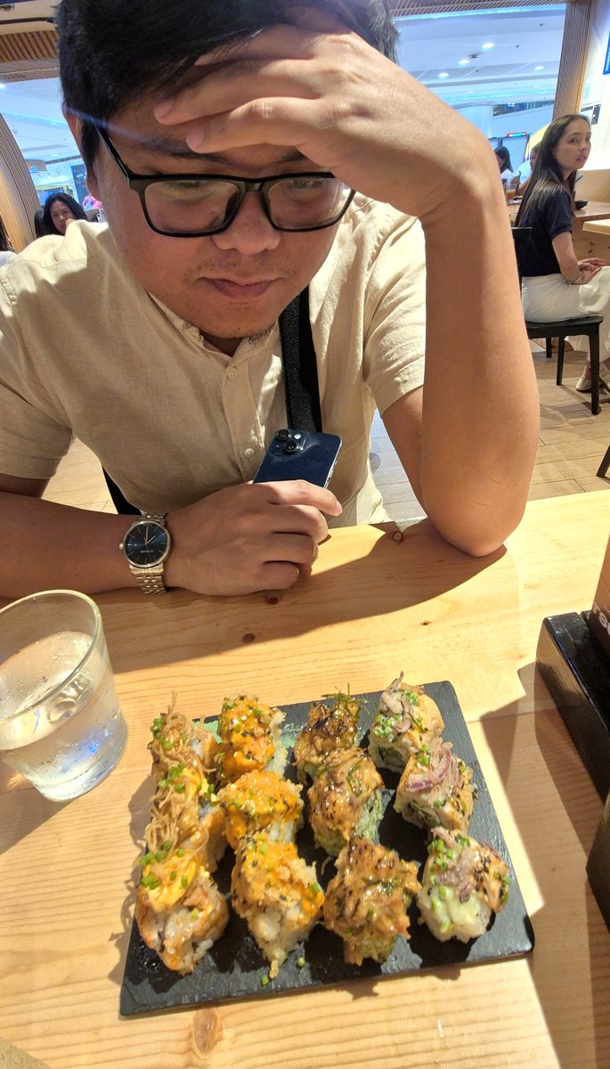 etzelle's tweet photo. Cravings satisfied... thank you love for constantly granting my cravings.. 😘🥹 spoiled Girlfriend again.. https://t.co/6tzWwZyrzI