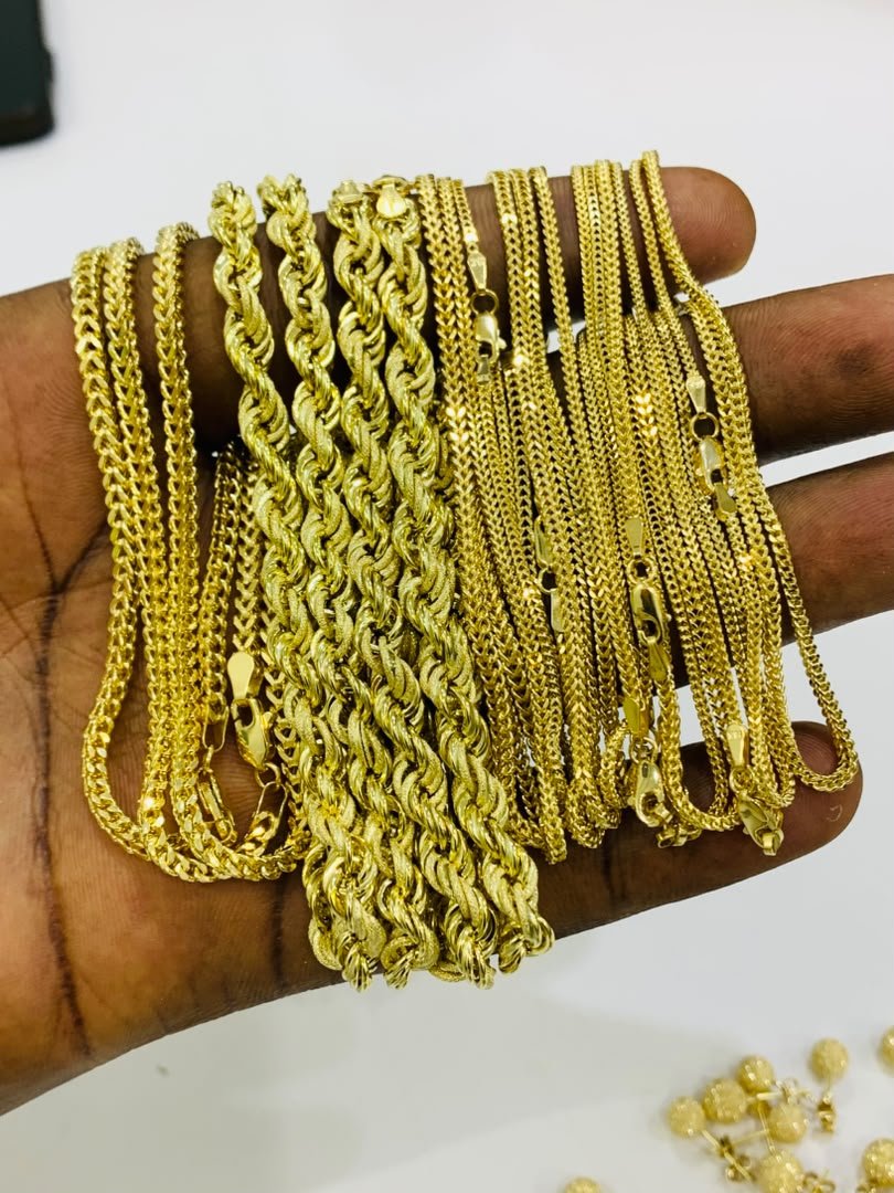 Meejazy1's tweet photo. @abazwhyllzz 18 to 24karat Gold https://t.co/ItFGlqAUhu