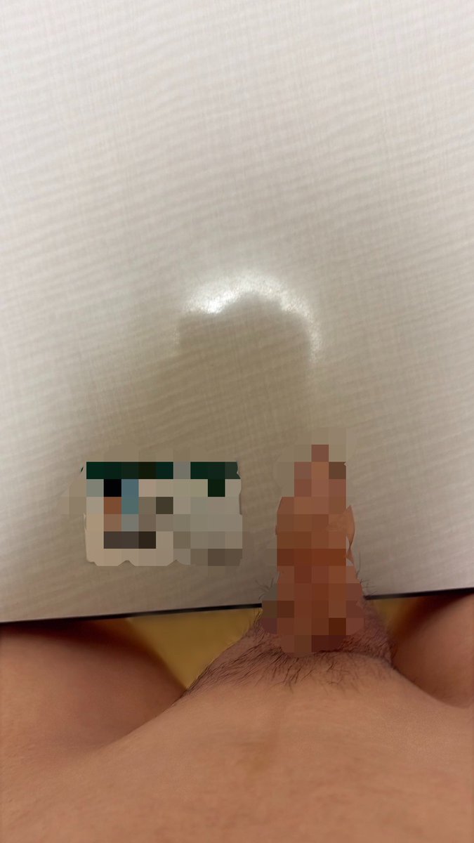 SSS3cri's tweet photo. ドM粗ちん大学生の身分証ちんぽ握った
この粗ちんほんとお粗末で童貞なんだって
イケメンでバレたら人生終わりなのに見られて興奮してるのほんと情けなくて最高

こんな風に全部握られたい人いつでもDMきてね https://t.co/MfHENchFMH