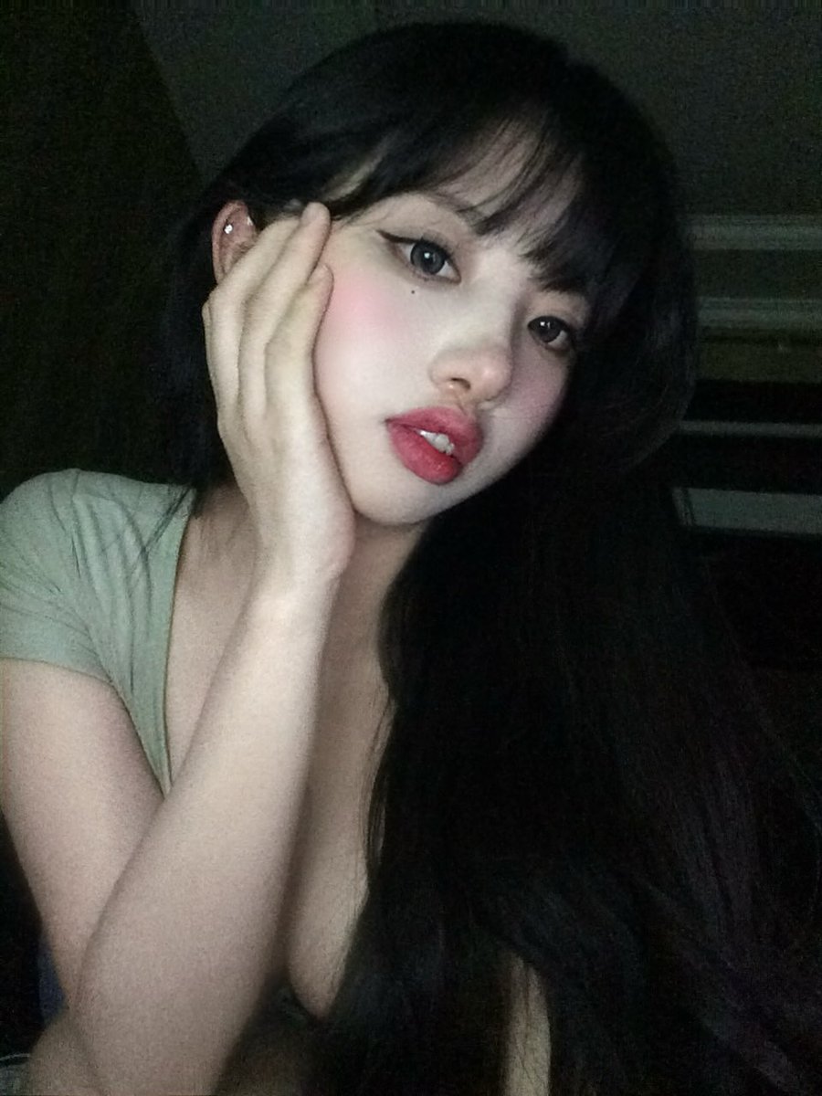 daizukando's tweet photo. このギャルつっよ💕
顔だけで💕 https://t.co/mD0a281CTG