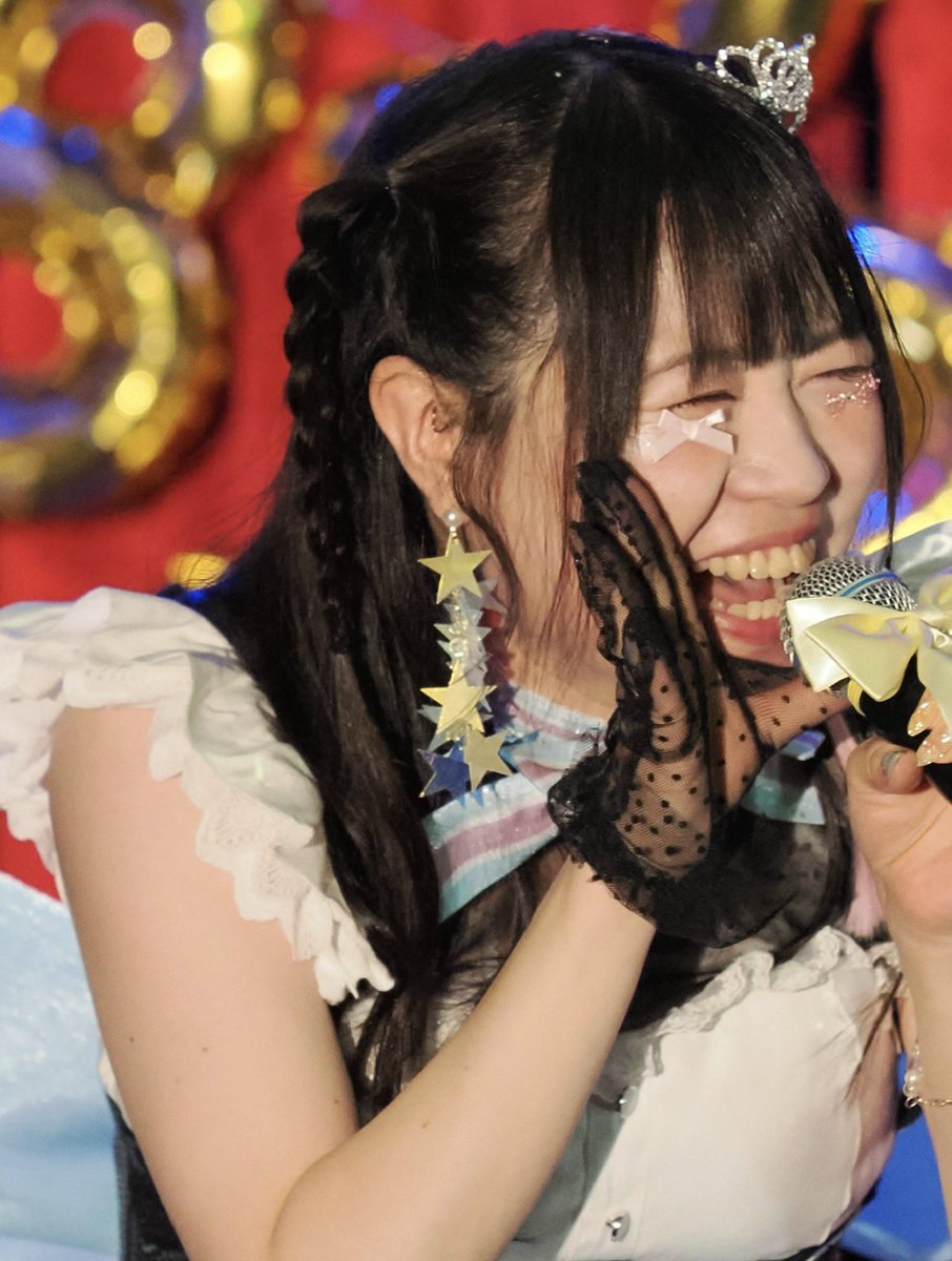 Prim_momo0724's tweet photo. これからも、当たり前じゃないということを忘れず、感謝の気持ちを大切にしながら、全力全開で頑張っていきます！！🌼⭐️💛

最高のお誕生日を、本当にありがとうございました💛✨
これからも応援をよろしくお願いします！！💛
みんな大好き https://t.co/fvCQP4E9N9