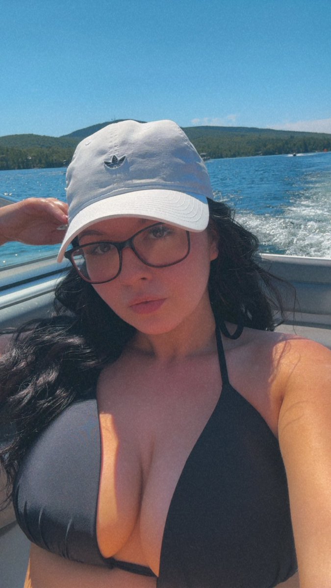 urfavemilff's tweet photo. ☀️☀️☀️ https://t.co/wLCXZ6cgNI