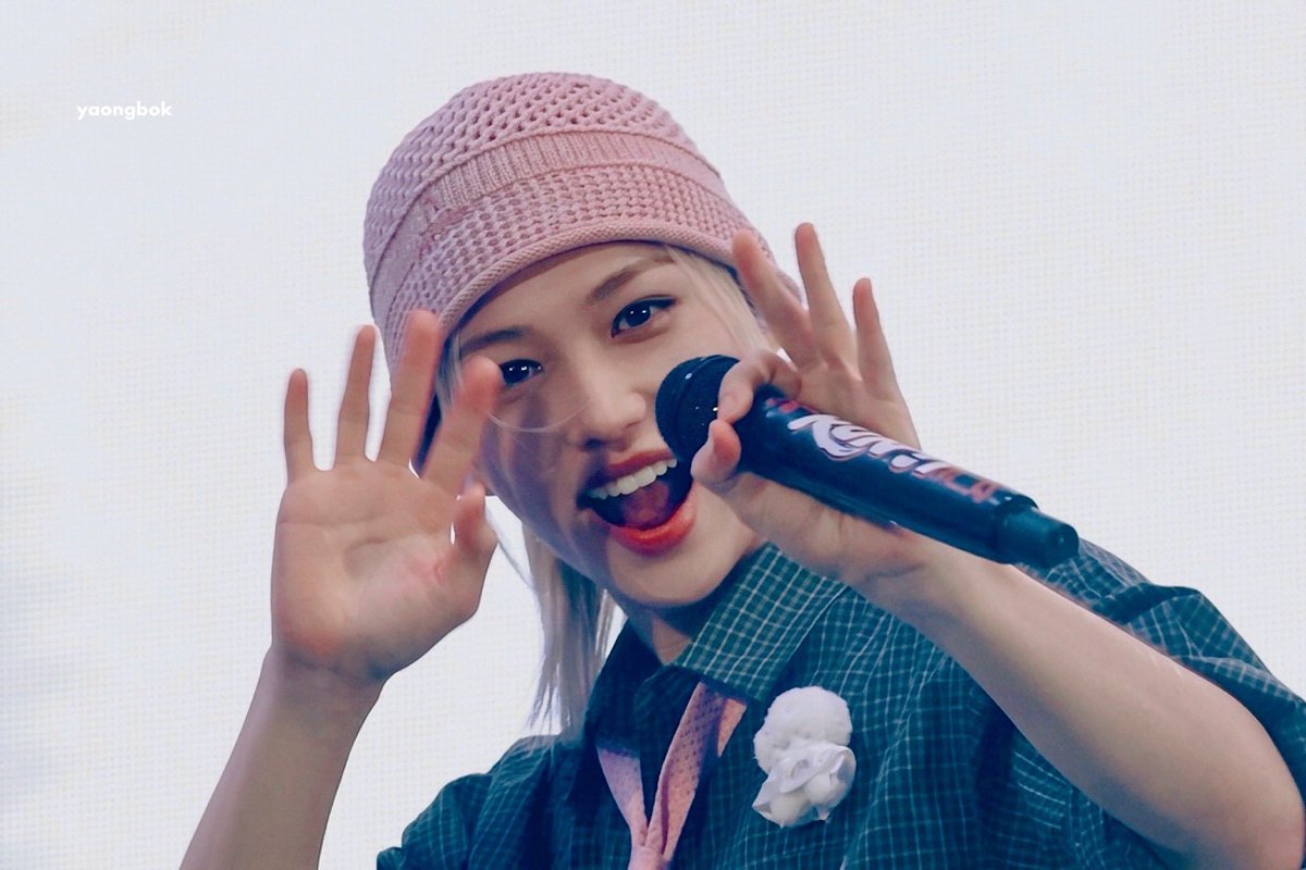 yaongbok915's tweet photo. 행복이☀️ https://t.co/cfgqAJLHOp