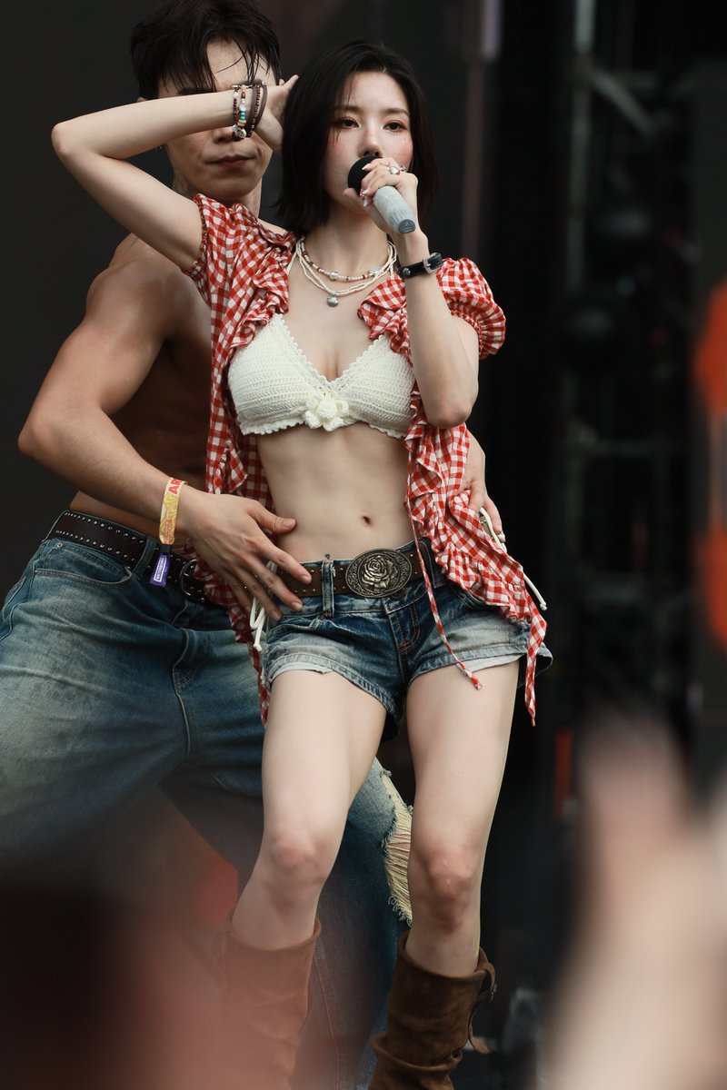 KpopData4_U's tweet photo. 250706 Kwon Eunbi 6 | Waterbomb Seoul

#Eunbi #은비 #KwonEunbi #권은비 #Waterbomb https://t.co/H95vi946np