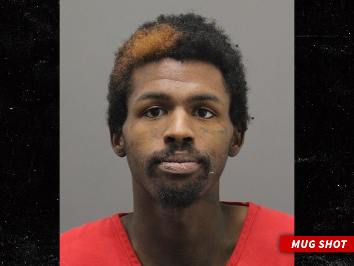 TMZ's tweet photo. 🚨 BREAKING: Chiefs' Eric Bieniemy's son arrested for allegedly shooting his mom. https://t.co/9lhs5NF8i1 https://t.co/Olqyh8mwO2