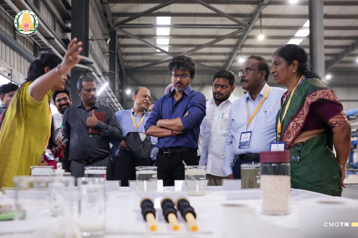 CMOTamilnadu's tweet photo. மாண்புமிகு தமிழ்நாடு முதலமைச்சர் திரு.ச.ஜோசப் விஜய் அவர்கள் இன்று (27.07.2026) சென்னை பெருநகர் குடிநீர் வழங்கல் மற்றும் கழிவு நீரகற்று வாரியத்தின் சார்பில் சென்னை, கோயம்பேட்டிலுள்ள 45 மில்லியன் லிட்டர் உற்பத்தித்திறன் கொண்ட எதிர்மறை சவ்வூடு பரவல் முறையிலான மூன்றாம் நிலை சுத்திகரிப்பு நிலையத்தின் செயல்பாடுகளை நேரில் சென்று பார்வையிட்டு ஆய்வு செய்தார்.

#CMJosephVijay‌