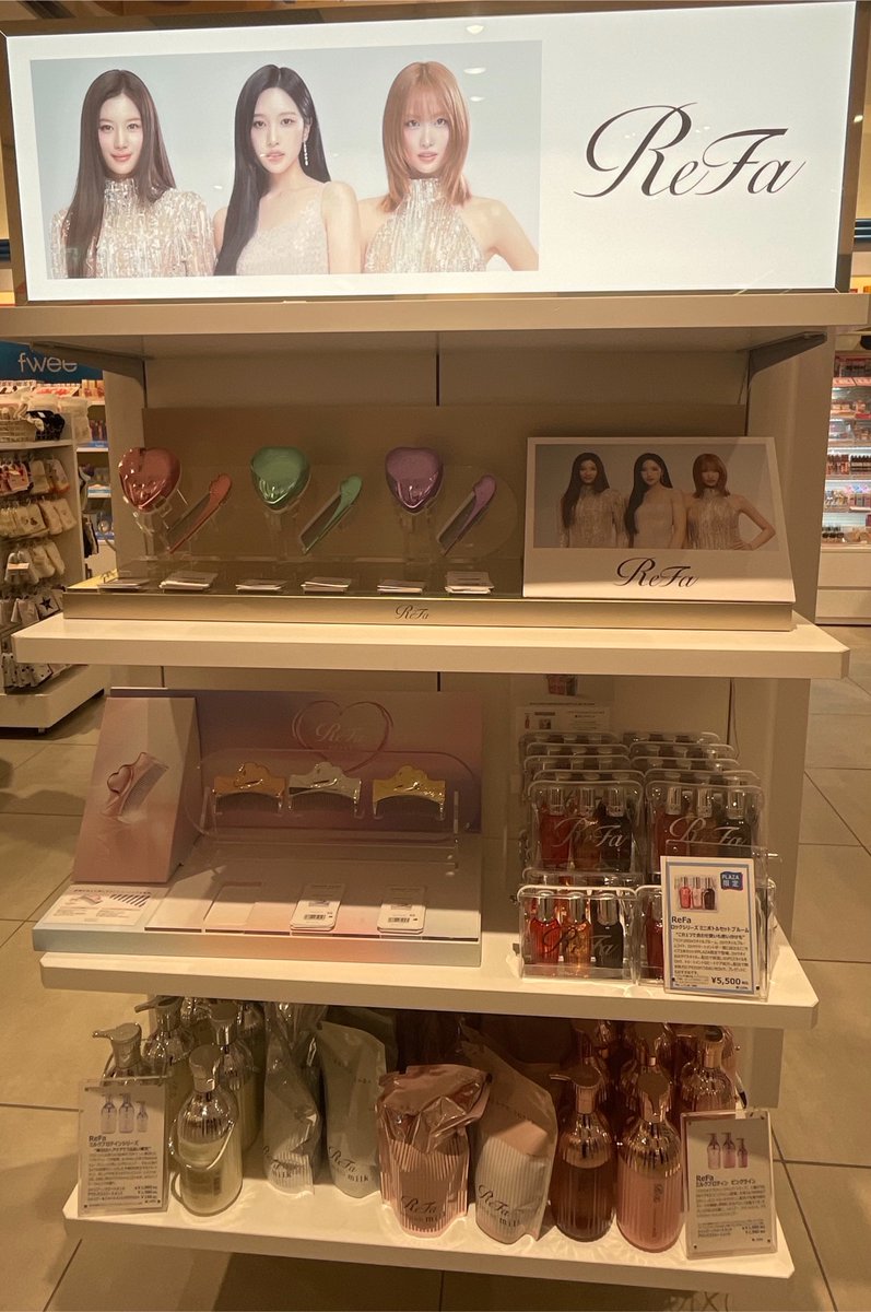 momo_llq's tweet photo. 色んなところでメンバーにも会えた💕 https://t.co/PFmLQWyvK4