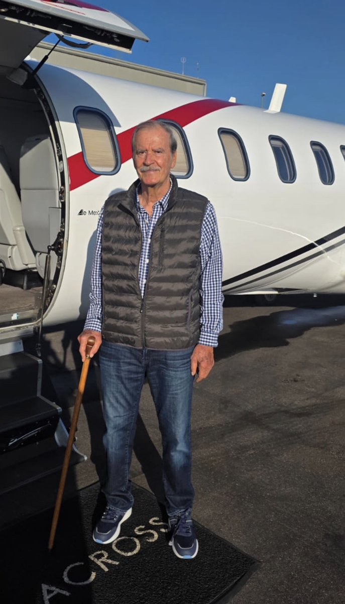 VicenteFoxQue's tweet photo. EN MARCHA HACIA SUDAMÉRICA, A LA PROMOCIÓN DE:

LA JUSTICIA
LA DEMOCRACIA
LA LIBERTAD
LA ECONOMÍA DE MERCADO
LOS DERECHOS HUMANOS
EL IMPERIO DE LA LEY

¡SÍ, LO HAREMOS EN LIMA, PERÚ, EN LA TOMA DE PROTESTA DE LA PRESIDENTA KEIKO FUJIMORI! https://t.co/cOvcYZPNkc