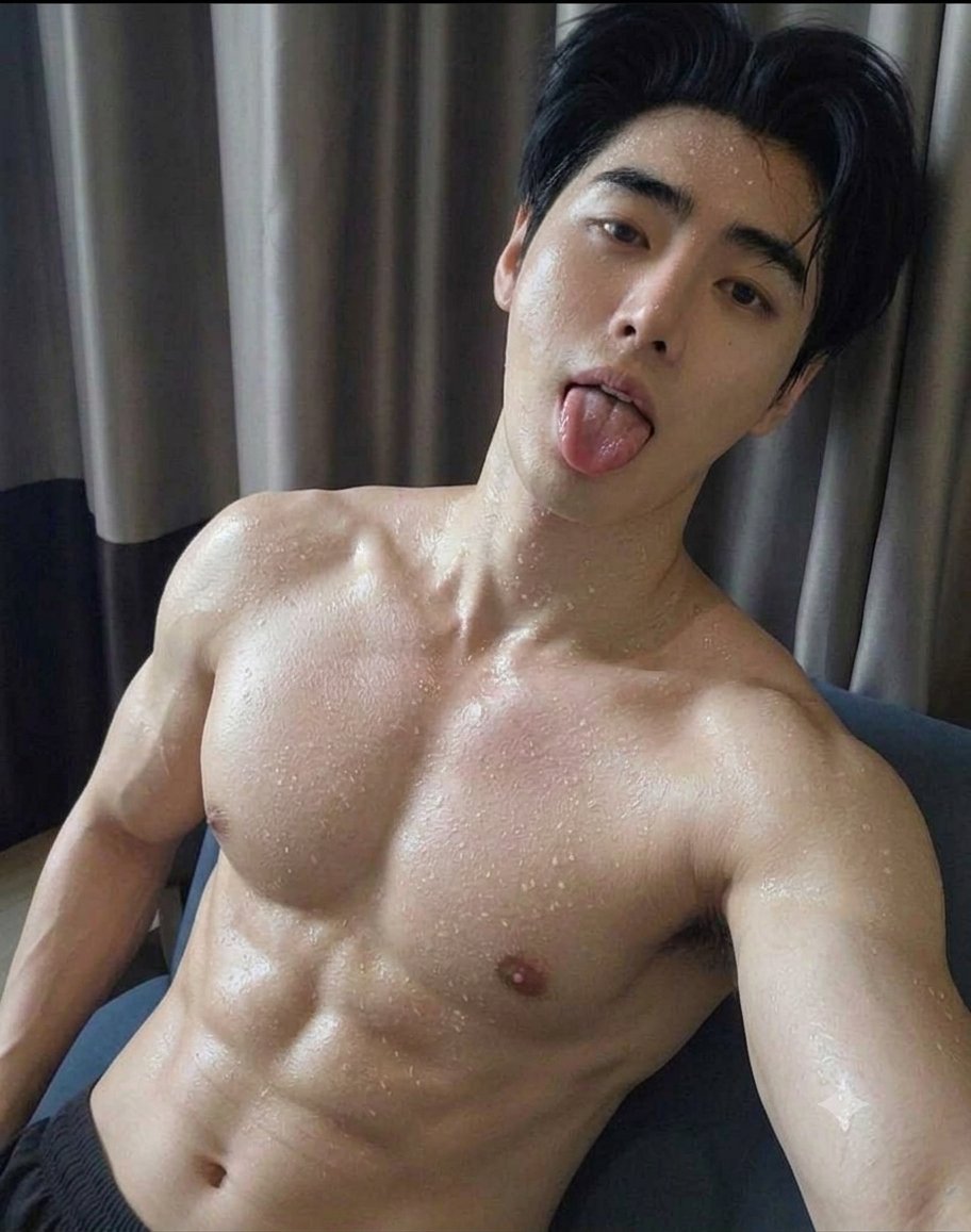 SHAWNBVTT's tweet photo. so fcking horny rn. https://t.co/Nl7KpG08PT