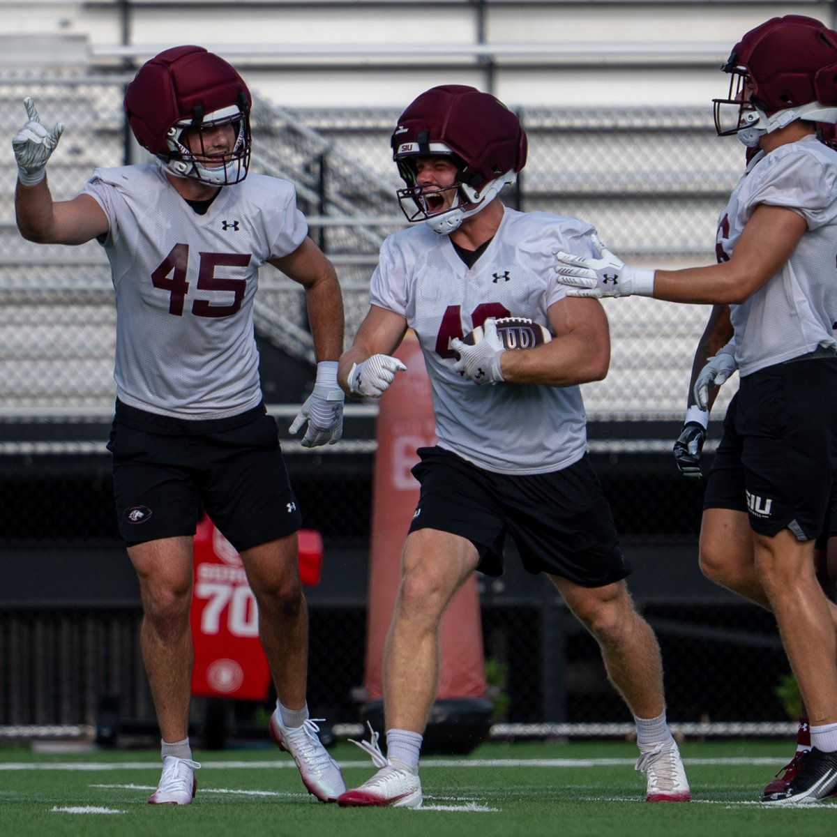 StrongDawgs's tweet photo. Getting work done on Day 1
#SalukiFootball247 https://t.co/kO5wjqEnh3