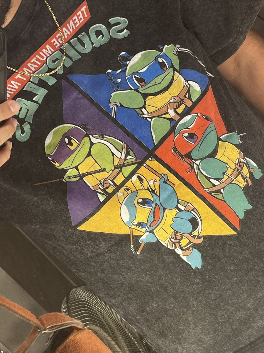 antan_not's tweet photo. 😎Y’all fuck with the tee ? https://t.co/3PrL58xmWf