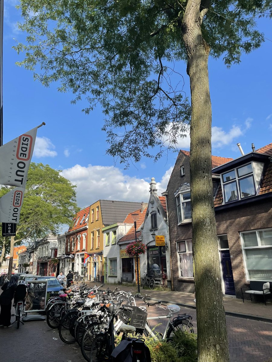 abedzii's tweet photo. Day One 🇳🇱 https://t.co/pE0ykJ2o6z
