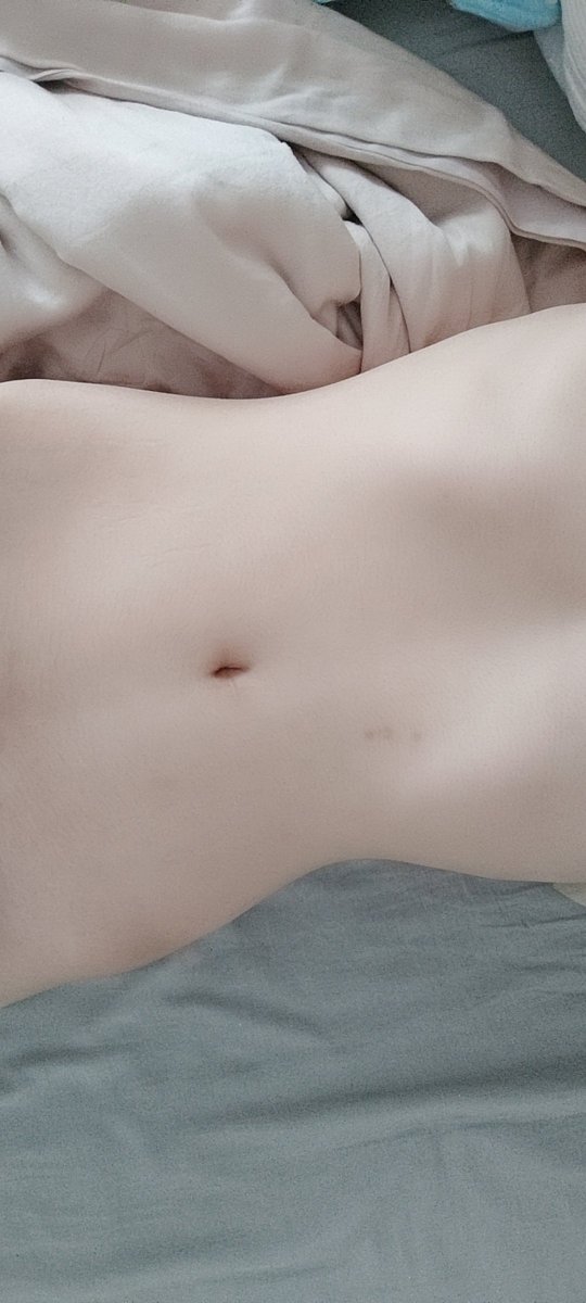 HotaruMisss's tweet photo. 太平了，感觉缺点什么
要是能被顶到鼓起来之类的就好了）
#男娘 #伪娘 #婊子 https://t.co/fcmWIX73vt