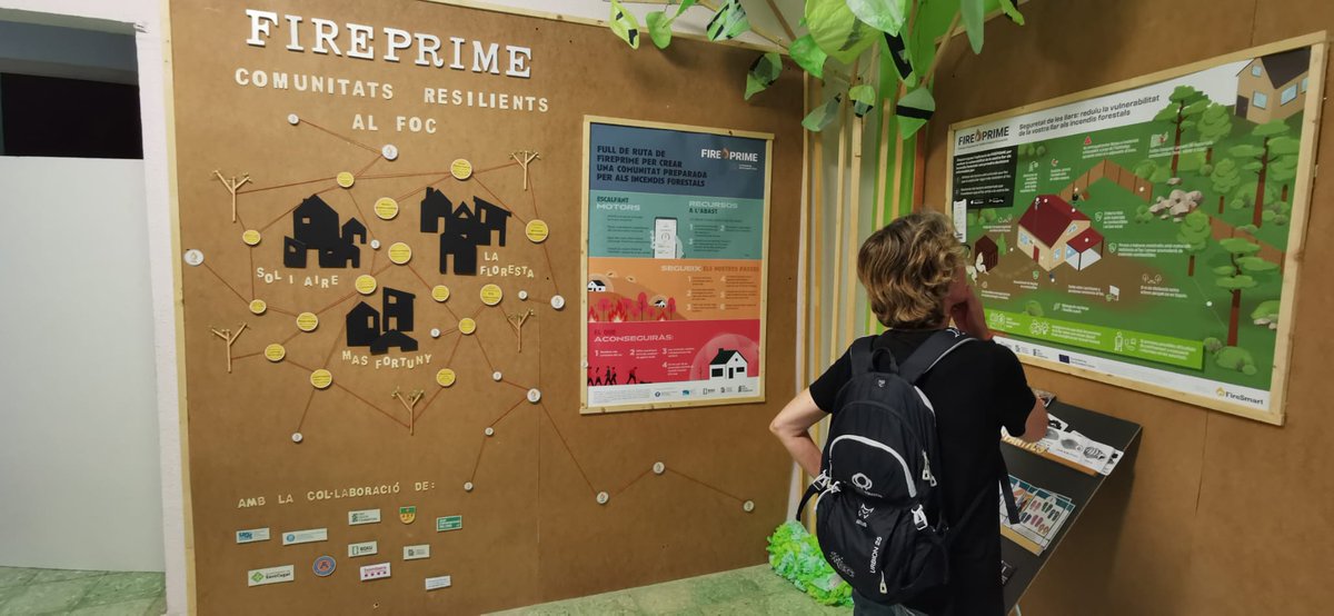 FIREPRIME_EU's tweet photo. Dissabte vam estar a la Festa Major de📍Sol i Aire @ajsantcugat😊
👉Vam estar a l'exposició #FIREPRIME sobre el treball conjunt amb #SoliAire per esdevenir una comunitat resilient als incendis forestals.
Quants records i quina gran feina 🙌
📸@ajsantcugat https://t.co/2LyQwuiuwG