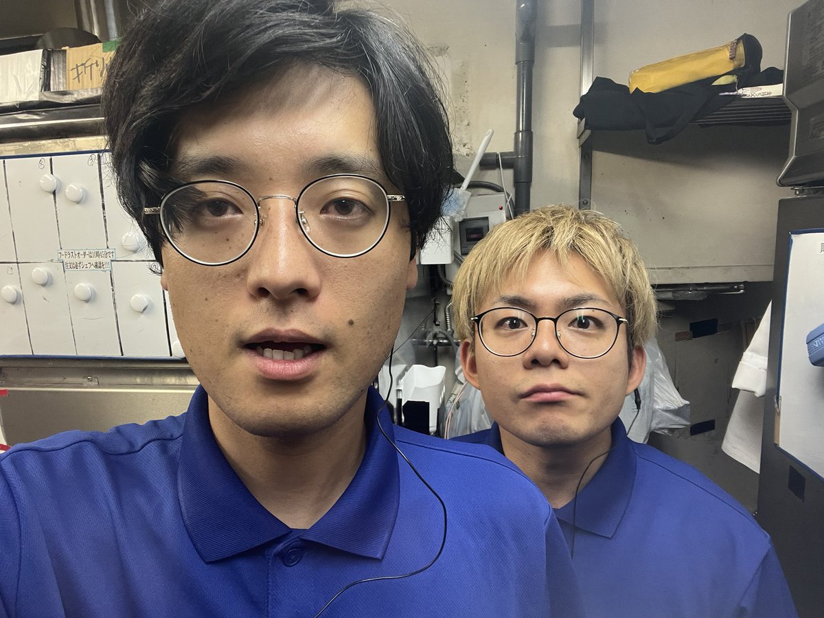 soumenaoiro1goo's tweet photo. 大悟の芸人領収書ありがとうございました！
バイト中でまだ見れてませんがいつか
兄弟とツーマンライブしたいです！！
TVerで是非！
https://t.co/ogwk6zuSsP https://t.co/KsUKV2toWi