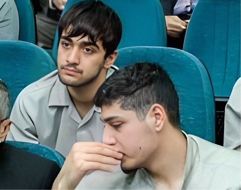 WarriorKampfer's tweet photo. عدالت هنوز بدهکار نگاهته محمدمهدی، وای از غمی که توی چشمات بود…
#محمدمهدی_کرمی https://t.co/V6RmKWLFhG