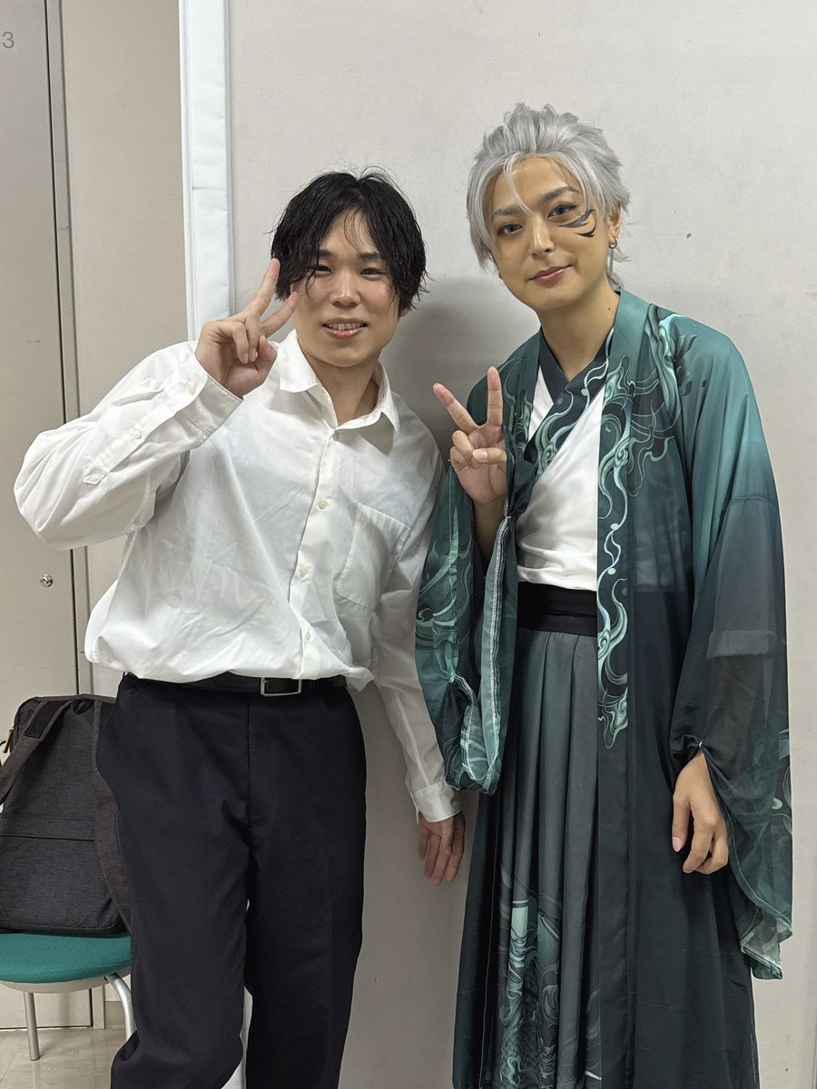 no_One_Found_66's tweet photo. #アイディールセミナー 
フリーダム役の廉太郎さん！！
まず！！二刀流羨ましいのとかっけーっす！✨️
殺陣も上手だし！イケメンっす！
楽屋同じだったんですが、凄いまじめかな？って思ったらたまにくるボケがめっちゃツボでした🤣
また機会が会った時には殺陣遊んでください✨️ https://t.co/rEESuwdxF8