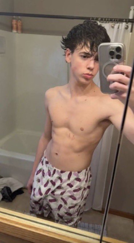 RickyBaitsp0's tweet photo. Jackson Ellsworth 🥵🔥🥶

Dm for more 👉👉
https://t.co/7tkqRQAh3S https://t.co/cZqLCyZuYz