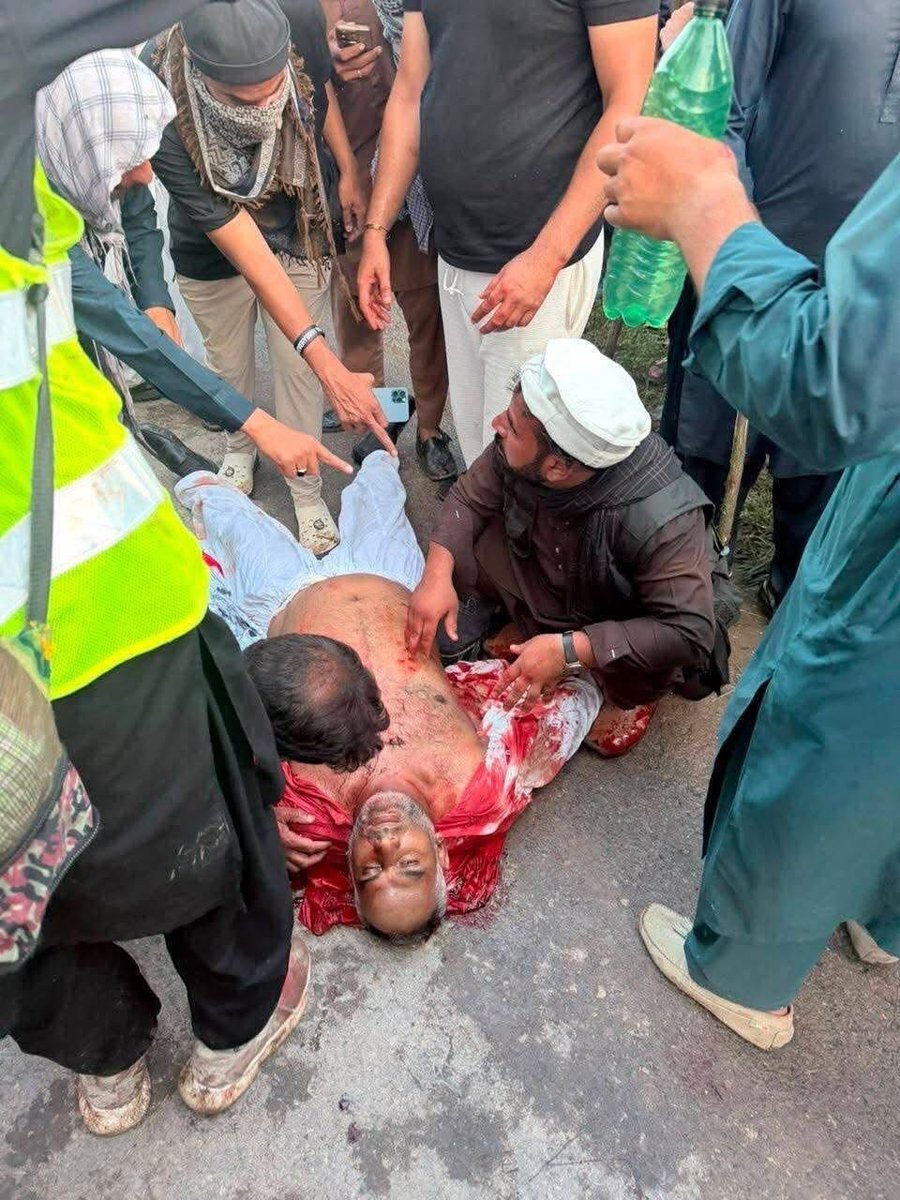 soldierspeaks's tweet photo. Reports are coming in of a massacre in AJK today at the hands of Pakistani state forces. Meanwhile, the electorate has openly boycotted the elections. This is the real Occupied Kashmir now. More details to follow on the Livestream. https://t.co/7ojoLHREDK