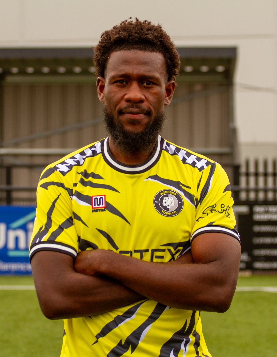 worksoptownfc's tweet photo. ✍️ We are thrilled to confirm the signing of defender Rollin Menayese on a permanent deal!

🗞️ Read about our newest addition: https://t.co/lhEIFhkiqh

#UTT🐯| 📸: Zac Constantine https://t.co/ZIAYhqhFyv