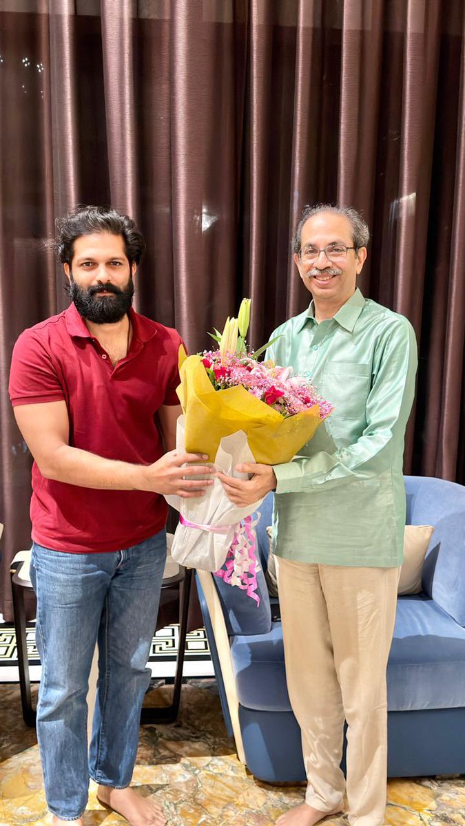 amitrthackeray's tweet photo. शिवसेना पक्षप्रमुख माननीय श्री उद्धवसाहेब ठाकरे (दादू काका) यांना वाढदिवसाच्या खूप खूप शुभेच्छा! https://t.co/iEl8bfBzz1
