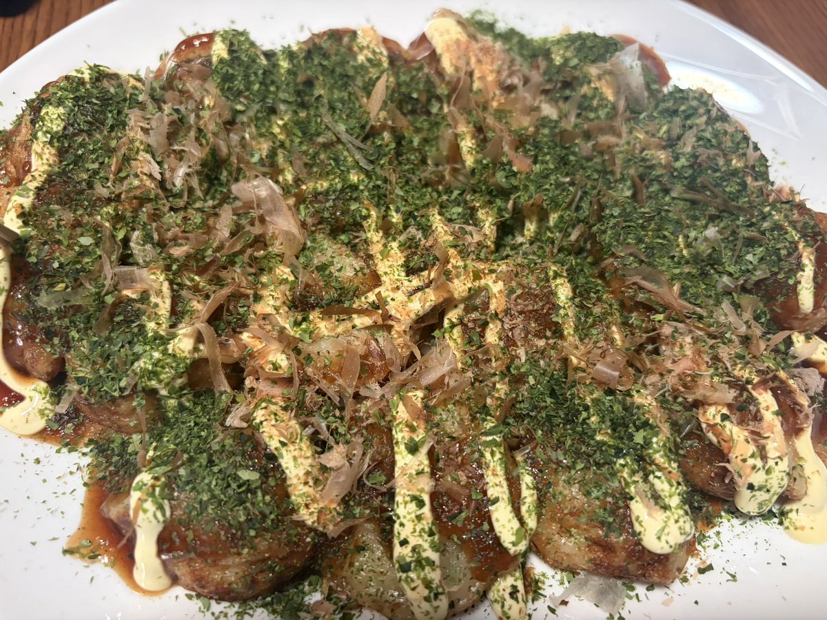 FRONTHOOK4's tweet photo. こんな時間に(；´∀｀) https://t.co/NLccV896Rn