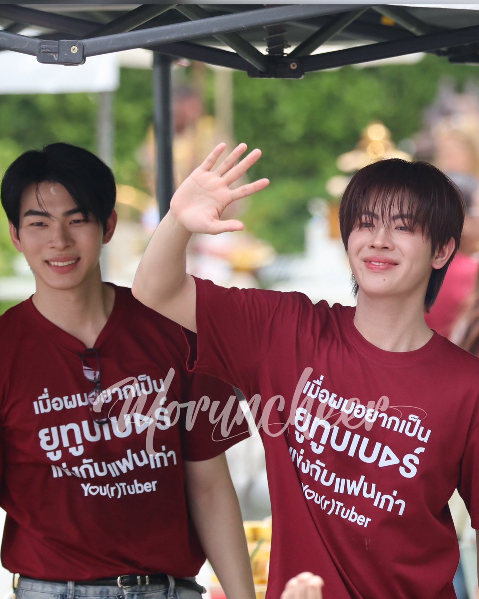 moruncheerv2's tweet photo. ลายน้ำน้องชอบคุณชัดมากกกกกก

YourTuber Worship
#บวงสรวงYourtuber https://t.co/AKh4fjrDyK