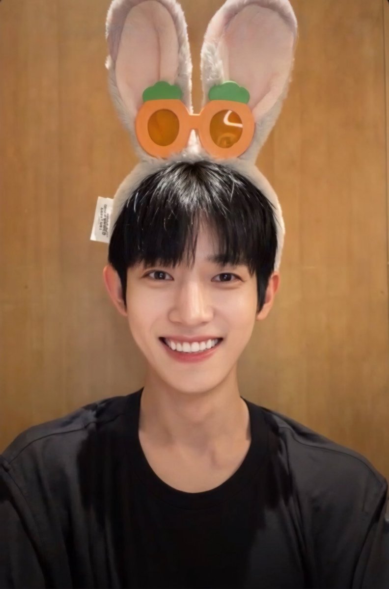 hrarchivee's tweet photo. ㄹㅇ닉주디같잖아? https://t.co/ht517Igom1