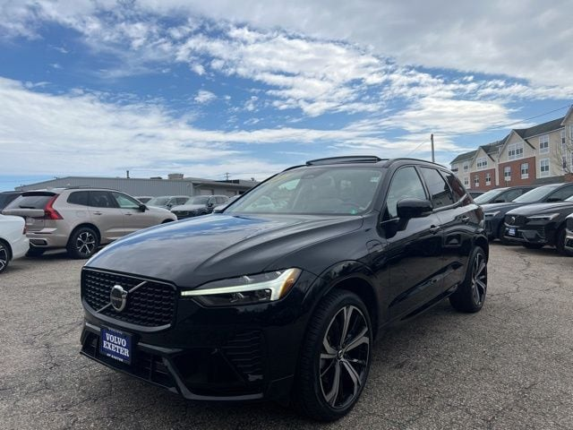 VolvoCarsExeter's tweet photo. Are you in the market for a luxury vehicle that is fully-electric or a plug-in hybrid electric? 

We have a great selection of pre-owned PHEV and EV Volvo models available at Volvo Cars of Exeter. 

Browse the inventory: https://t.co/gp95pNOPbu https://t.co/4xq5ZSW9NR