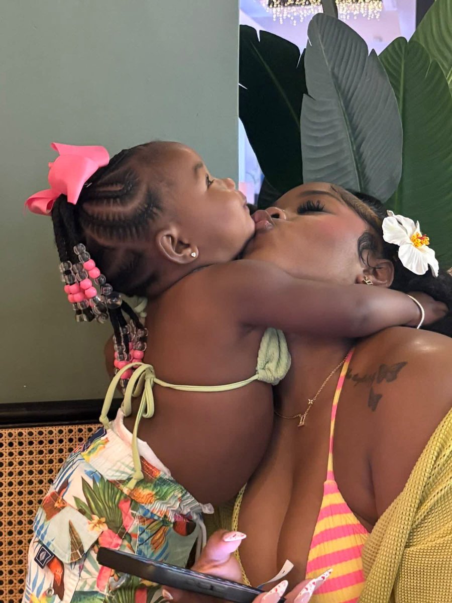 PositiveAuraB's tweet photo. i literally can’t wait to be a girl mom 🥹🌸🎀 https://t.co/iSrZ7hSvaR
