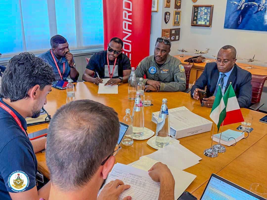 whitenigerian's tweet photo. BREAKING | 🇳🇬 🇮🇹 : The Nigerian Air Force has successfully completed Factory Acceptance Tests (FAT) for the first batch of three Leonardo M-346FA fighter attack aircraft in Italy, clearing them for delivery to Nigeria.

The three aircraft are the first batch of a planned fleet of 24 M-346FAs, a major leap in the NAF’s ongoing modernisation programme.

Beyond the aircraft themselves, the NAF also advanced pilot training, maintenance, logistics and simulator support, laying the foundation for long-term fleet sustainment.