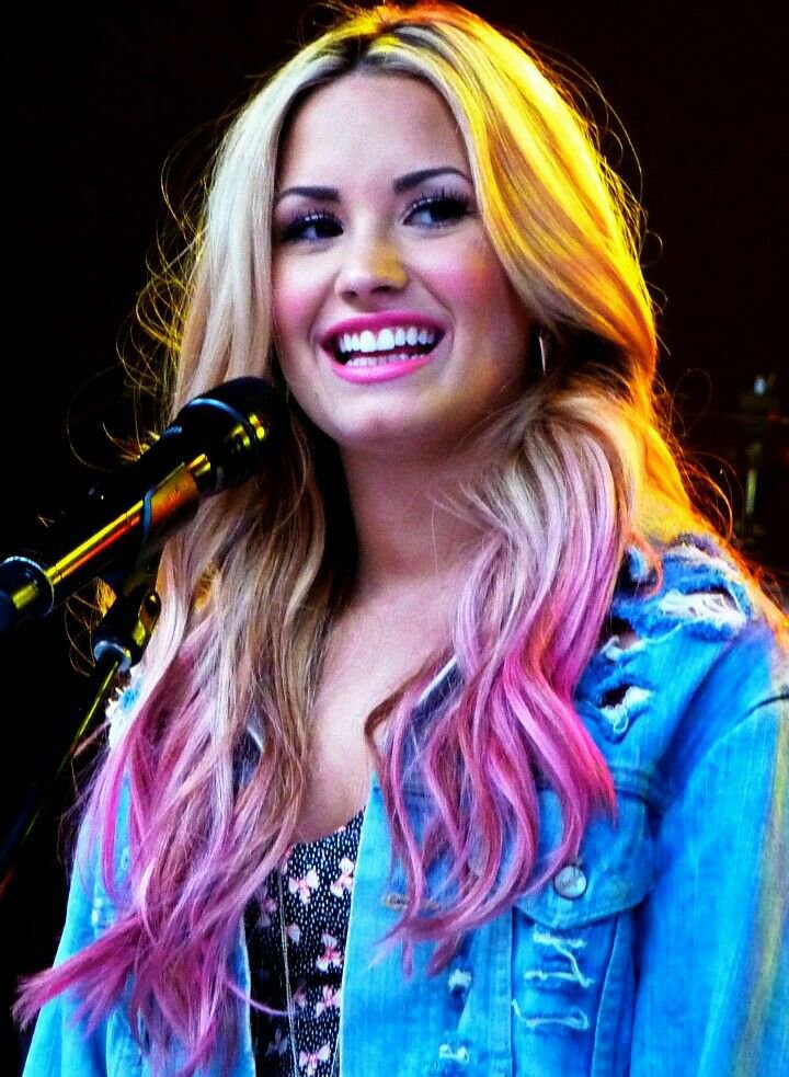 trainwwr3ck's tweet photo. aceitem o hit que esse cabelo foi https://t.co/hztLEIW2tE