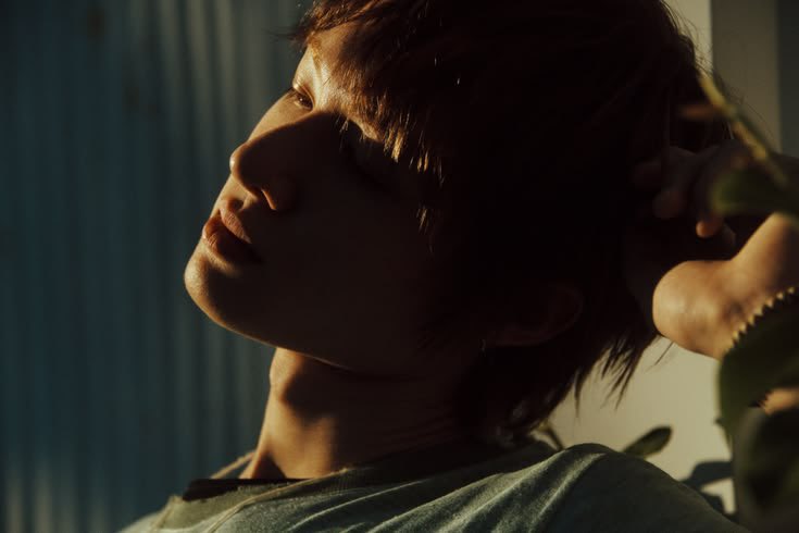 chaoticsheas's tweet photo. — ONE SHOOT AU 
When he'd rather be free than be with you.

; MARTIN LOCAL AU https://t.co/P8Qxwotgkz