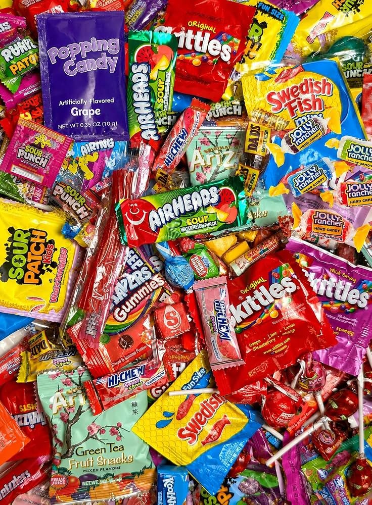 KatLexyzir's tweet photo. breaking: trump orders candy manufactures to place razor blades in 40% of their product https://t.co/C2bainKvDn