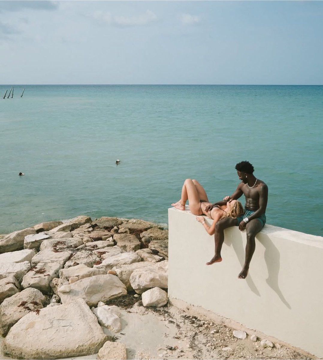 popshoww_'s tweet photo. Vinícius Jr. holiday in Jamaica with girlfriend. https://t.co/8v7tuUWNjL